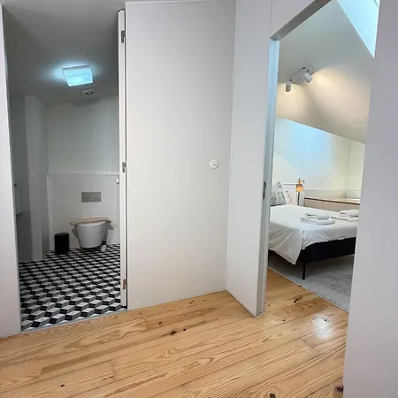 Homestay In Shared In Rua Augusta Lisbon