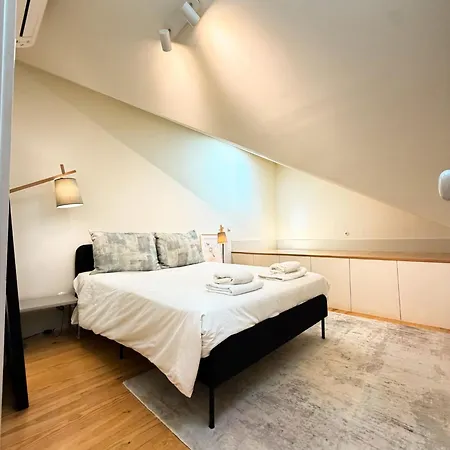 Homestay In Shared In Rua Augusta Lisbon